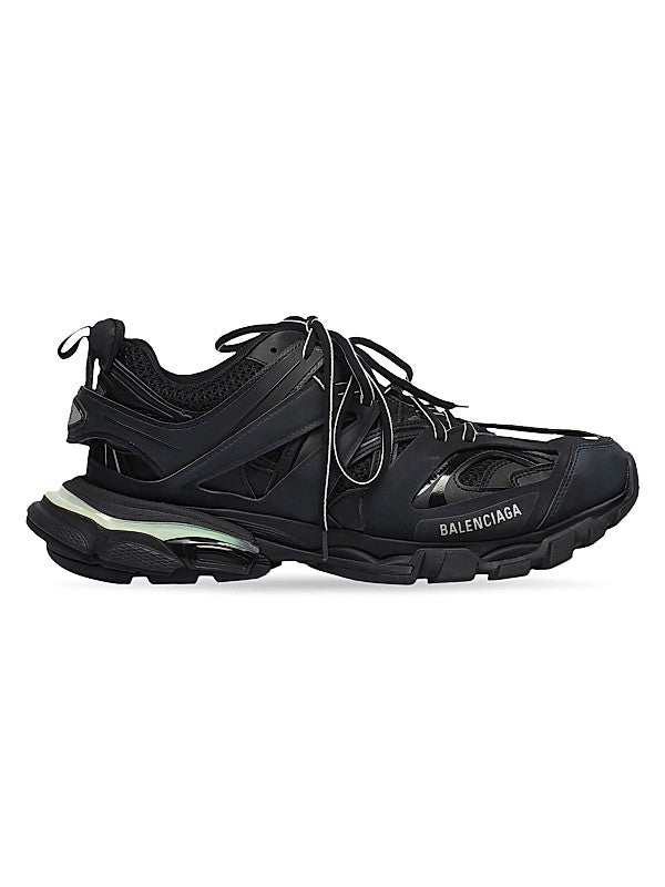 Balenciga led runners